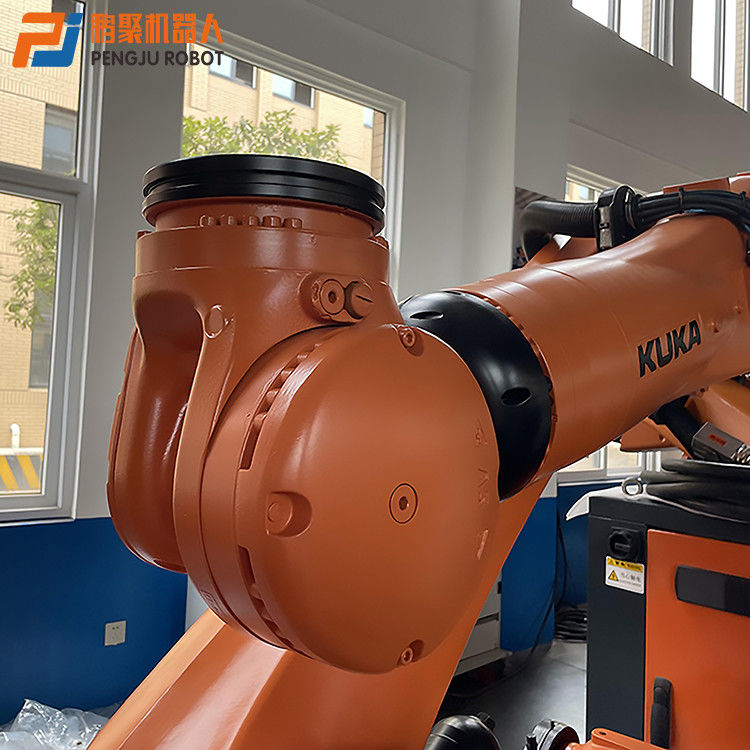 KUKA KR210 R2700 KRC4 आर्क वेल्डिंग, स्पॉट वेल्डिंग, प्रेस टेंडिंग, पैलेटिंग, लोडिंग एंड अनलोडिंग ऑफ पार्ट्स, कटिंग