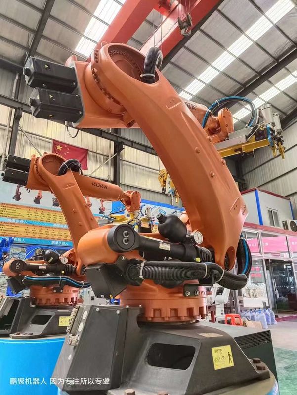 सटीक कुका KR210 R2900 औद्योगिक रोबोट 210 किलोग्राम पेलोड और 2900 मिमी पहुंच लोड और सामग्री हैंडलिंग को काटने के लिए