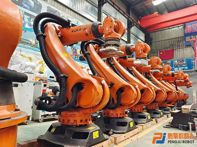 KUKA KR210 R2700 अतिरिक्त C4 रोबोट नया और प्रयुक्त उपलब्ध स्पॉट वेल्डिंग, प्रेस की देखभाल, पैलेटिंग, लोडिंग और अनलोडिंग