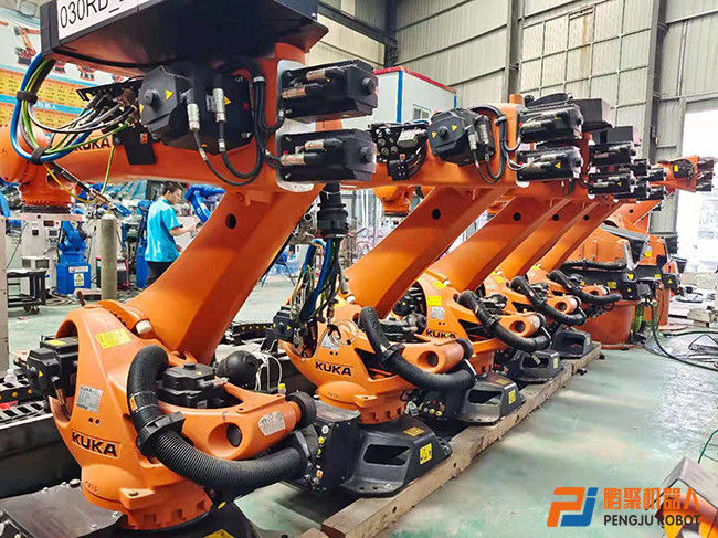 KUKA KR210 R2700 अतिरिक्त C4 रोबोट नया और प्रयुक्त उपलब्ध स्पॉट वेल्डिंग, प्रेस की देखभाल, पैलेटिंग, लोडिंग और अनलोडिंग