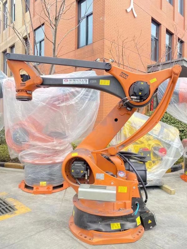 Kuka KR100-2PA 3200mm 500kg भार के आर्म स्पैन के साथ चार एक्सिस पैलेटाइज़िंग रोबोट