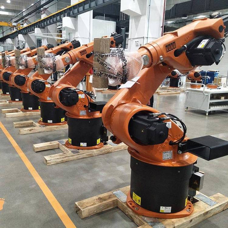 Kuka KR60 ऑटोमैटिक सिक्स एक्सिस लोडिंग एंड अनलोडिंग रोबोट आर्म एक्सटेंशन 2033mm लोड 60kg