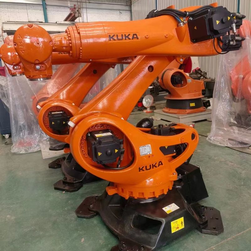 KUKA KR 210 R3100 अल्ट्रा सी4 प्रेस की देखभाल, पैलेटिंग, पेंटिंग पॉलिशिंग, मशीनिंग वाटरजेट कटिंग 210 Kg 3100 मिमी