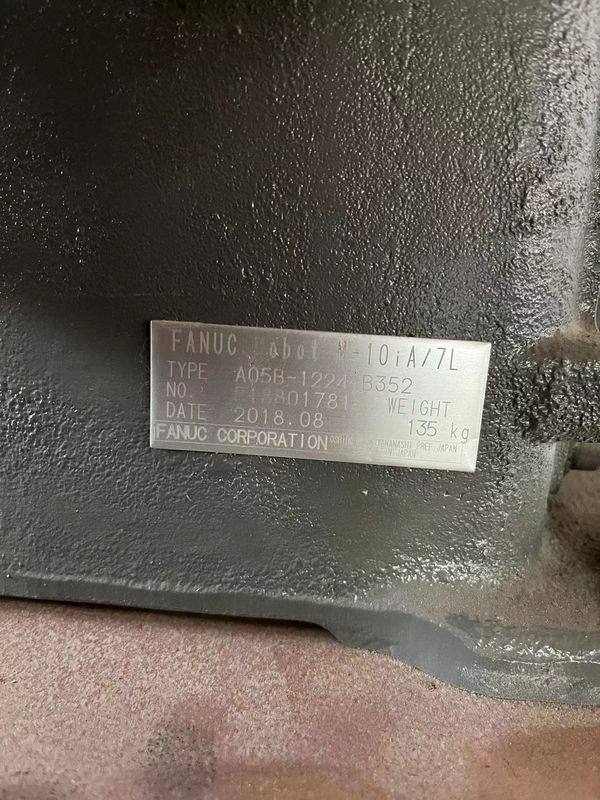 FANUC M-10iA/7L, 7kg उपयोगी भार, 1633mm पहुंच,आर्क वेल्डिंग भागों का लोड और अनलोडिंग भागों का हैंडलिंग, विधानसभा