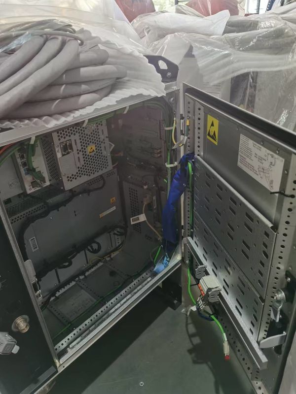 आईआरबी 4600-60/2.05 आईआरसी5 नियंत्रक इस्तेमाल किया एबीबी रोबोट 6 अक्ष रोबोटिक आर्म 2050 मिमी रेंज अत्यधिक विश्वसनीय और कुशल