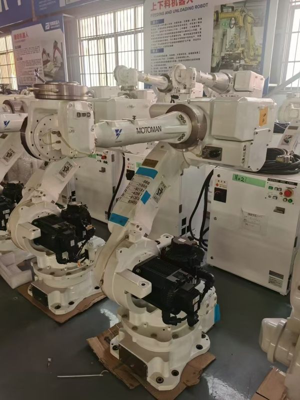 2061mm Reach CR50 XRC 50kg पेलोड मोटोमैन आर्क वेल्डिंग रोबोट प्रेस टेंडिंग और भागों के लोडिंग/अनलोडिंग के लिए
