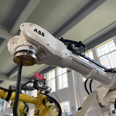 प्रयुक्त ABB स्पॉट 6 एक्सिस वेल्डिंग रोबोट ABB6640-130/3.2 हैंडलिंग रोबोट