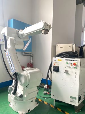 एक्सआरसी प्रयुक्त रोबोटिक आर्म पेलोड 20 किलो यास्कावा सीआर20 क्लीनरूम रोबोट, सामग्री हैंडलिंग रोबोट, पिक एंड प्लेस रोबोट