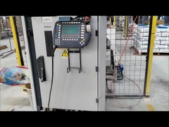 कुका रोबोट का इस्तेमाल किया